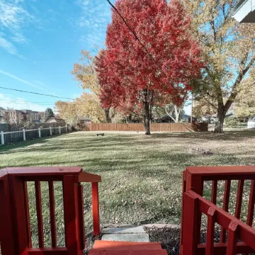 4Br Downtown Fishers Oasis - Close to Everything. Pet Friendly!