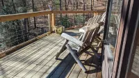 Beautiful All Season Views and Cozy Wood Burning Stove - Charming Nature Haven Hôtels à proximité de : Skyland
