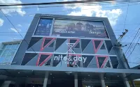 Nite & Day Hotel @ Semarang - Candi فنادق في Gajahmungkur