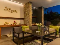 Vila Coratina ZadarVillas Hotels in Lun