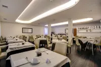 Hotel Cristallo - breakfast