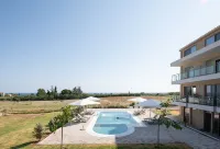 Aetherion Studios & Suites - Infinity Pools