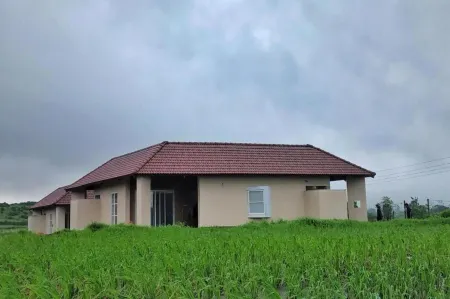 Touchwood Bliss Отели в г. Нандгаонсадо