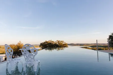 Montimerso Skyscape Countryhouse Отели в г. Corval