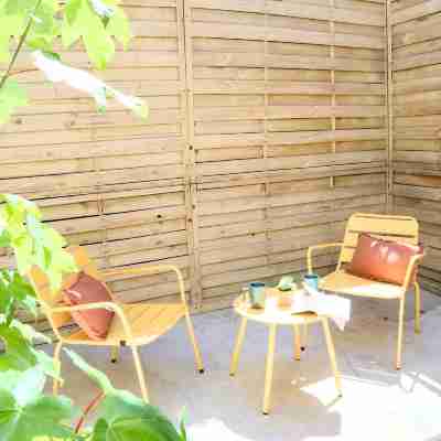 Le Pop'Apart- terrasse privative en plein coeur de Saint-Omer Others