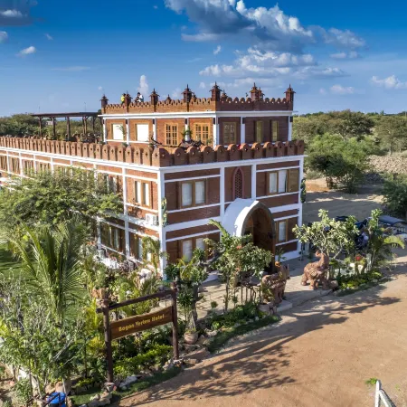 Bagan Vertex Hotel Отели в г. Баган