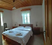 Guesthouse Iro - 3-Star