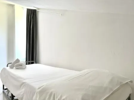 Le Village Sarzana Отели в г. Поденцана