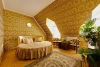 Marton Pashkovskiy Hotel