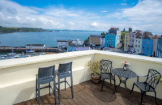 St Julians View - 1 Bedroom Apartment - Tenby - Ocean View
