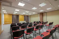 تري هوتل إكزكيوتيف كريكيوما فنادق في كريسيوما