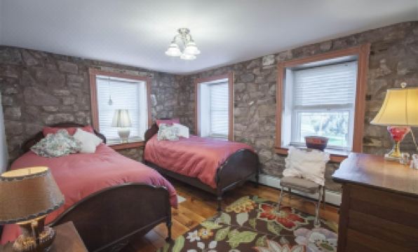 Frush Farm Bed & Breakfast