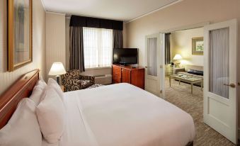 Hilton Cincinnati Netherland Plaza