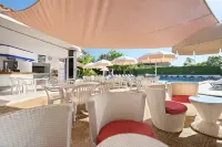 AzuLine Hotel Llevant