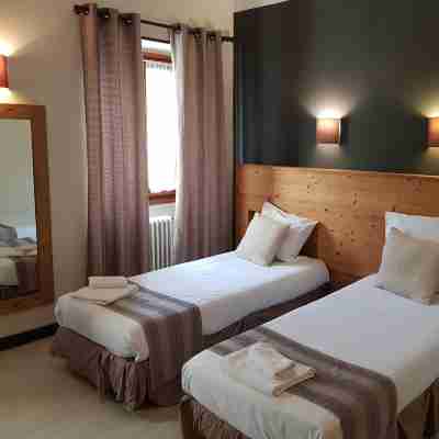 Savoy Hotel & Restaurant Rooms