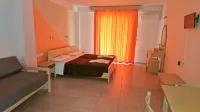 Christakis Hotels in Esperii