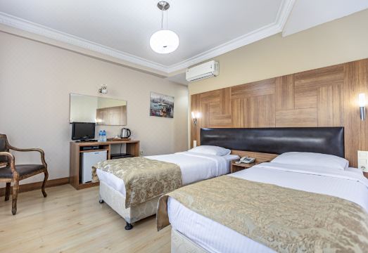 호텔 객실 내부