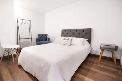 Urbana Hostel