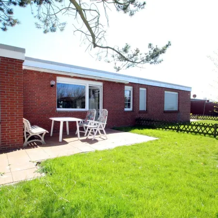Holiday Bungalow Dornumersiel Terrace
