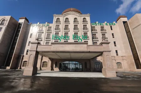 Eighty Eight Deluxe Hotel & Spa Отели рядом с достопримечательностью «Горнолыжный курорт Цахкадзор»