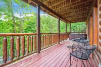 Wilderness Lodge 3 Bedroom Cabin by Redawning
