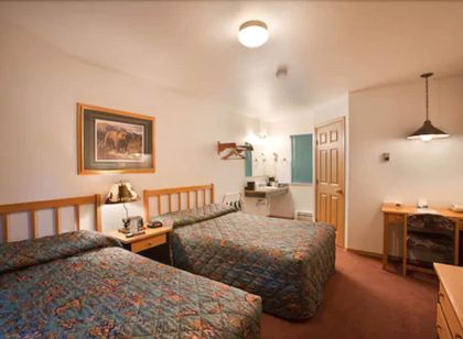 Harborview Inn