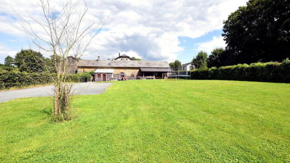 Lierneux Hillside Home