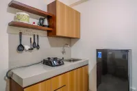 Comfy Studio at Bogorienze Apartment Near the Jungle Waterpark Hotels in Tamansari