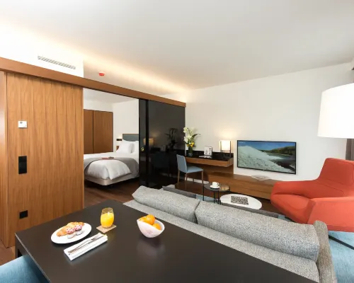 Fraser Suites Geneva Hotels near Cité