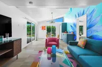 The Paloma Resort Hotels in Cathedral City