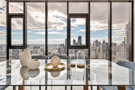 Melbourne City Apartments Panoramic Skyview Penthouse Отели рядом с достопримечательностью «Австралийский центр современного искусства»