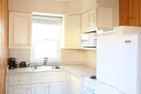 Surf Villa Apartments - Apartments