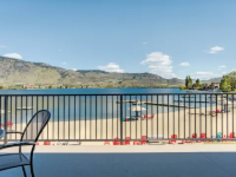 Safari Beach Resort Hoteles en Osoyoos