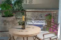 Inotropes Boutique Suites - Adults Only - breakfast