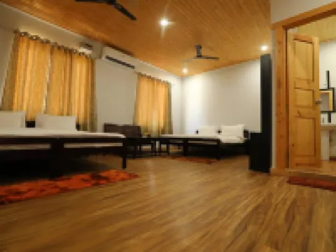 Le Roi Floating Huts & Eco Rooms Tehri Hotels near Khait Parvat Temple