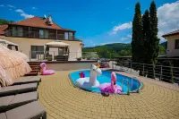 Hotel Łaziska - piscina