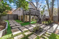 Charlotte Retreat: Luxury 4Br Heaven - Bungalows