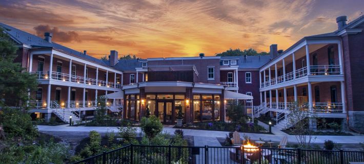 Inn at Diamond Cove Hotels in Cumberland County
