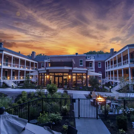 Inn at Diamond Cove