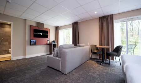 フレッチャー ホテル レストラン ドールウェルト アーネム