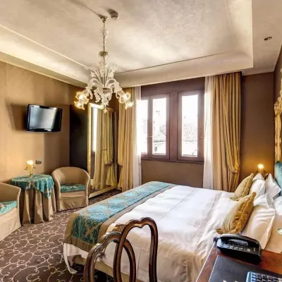Pesaro Palace Các khách sạn gần Cung điện Ca' d'Oro