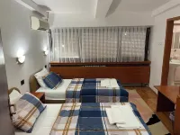 Hotel Square Hotels in Chair