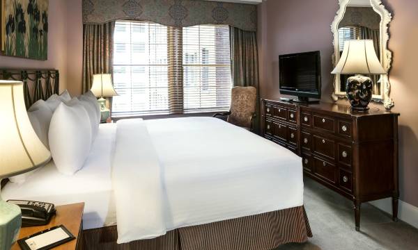 Hotel Lombardy