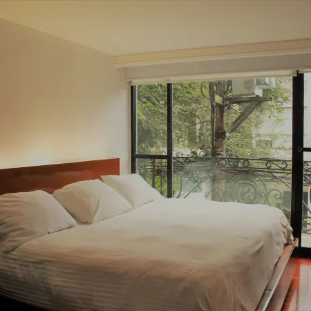 Condesa Suites Отели рядом с достопримечательностью «Чапультепекский дворец»