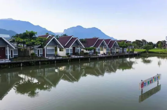 บ้านน้ำ รีสอร์ท โรงแรมในตำบล โป่งงาม