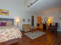 Shaker Mill Inn Hotels in Canaan