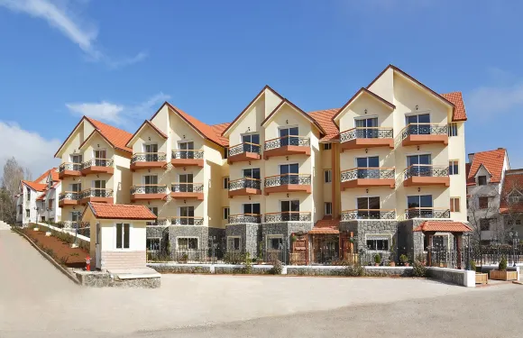 伊夫蘭宮度假村