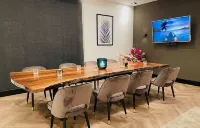 Holland House Beach Hotel Hotels in Phillipsburg