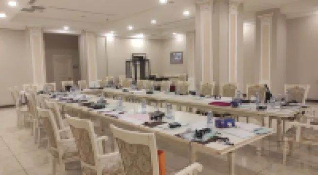 プレミア パレス ホテル