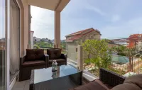 Olive Tree Apartments - Mountain view